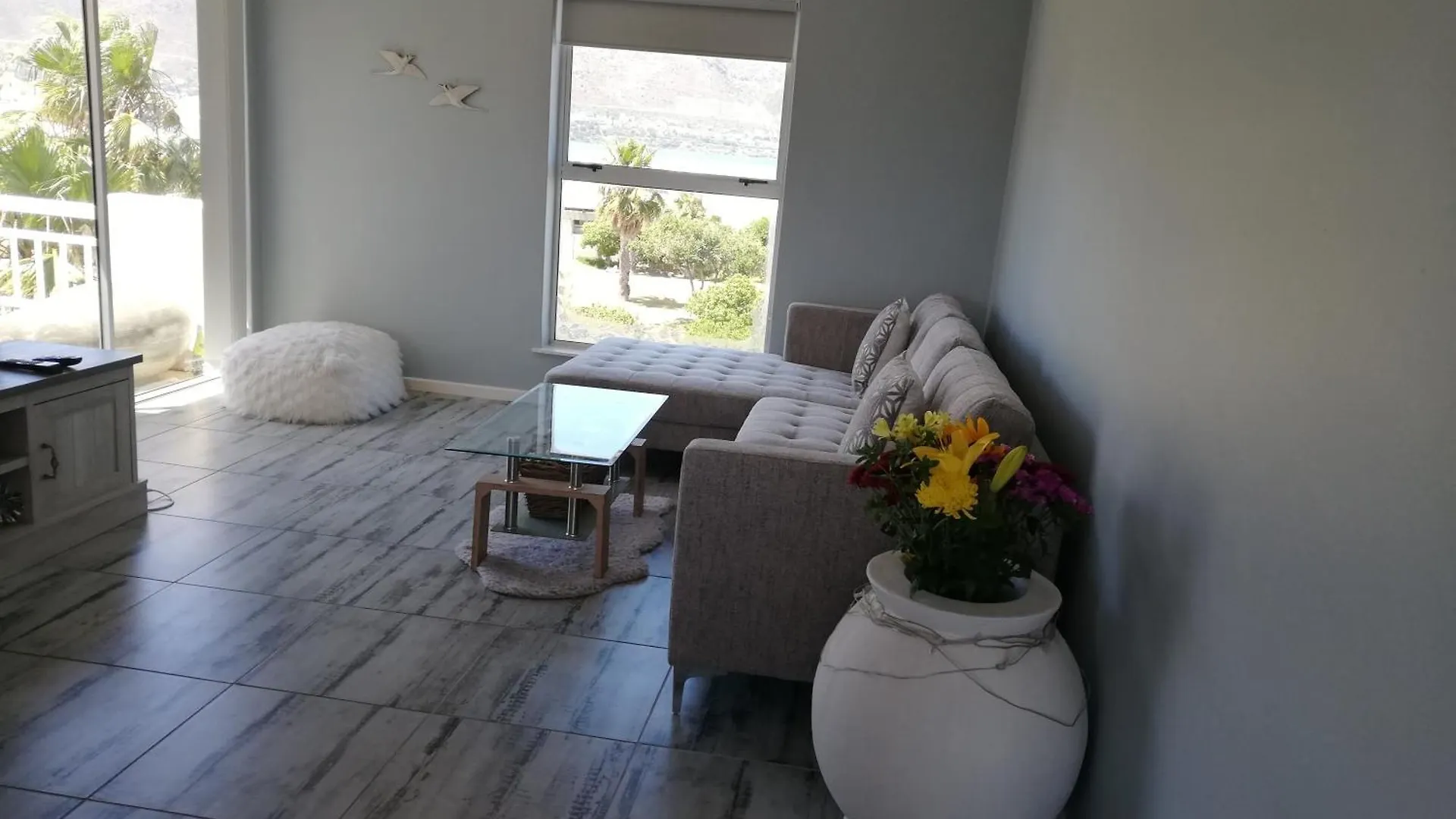 Nagua Bay Apartment Gordons Bay
