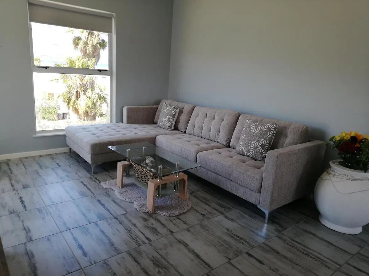 Nagua Bay Apartment Gordons Bay